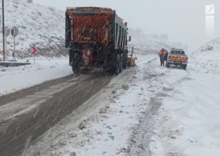 بیش از هزار کیلومتر باند جاده در استان کرمانشاه برفروبی شد