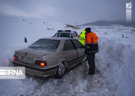 پنج محور جاده‌ای استان سمنان به دلیل برف و کولاک مسدود است