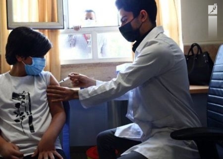 بیش از ۹۷ درصد دانش آموزان خوزستانی یک دُز واکسن را دریافت کرده اند